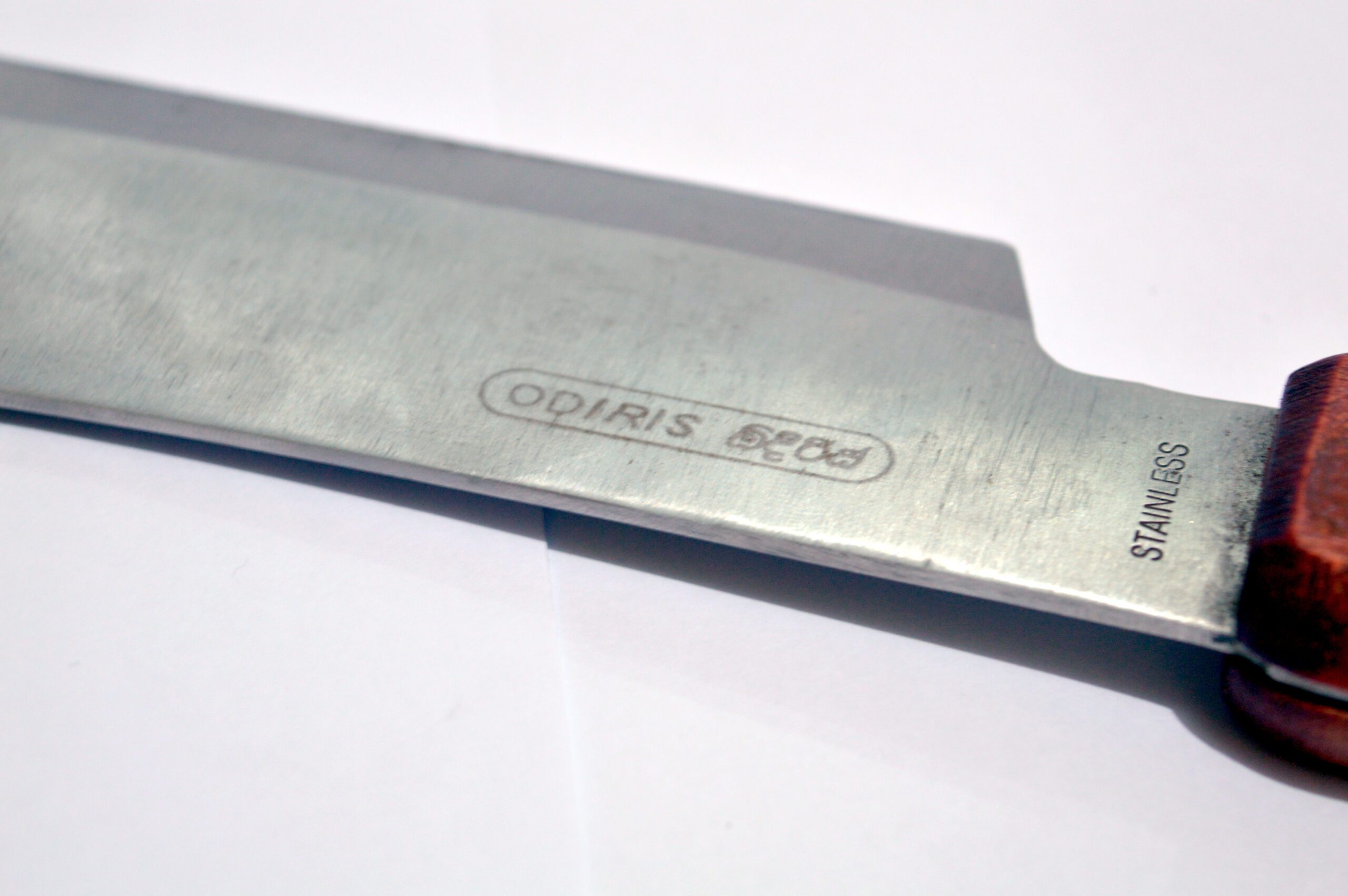 Odiris K5 fish knife with rubberwood handle and stainless steel blade Sri Lanka